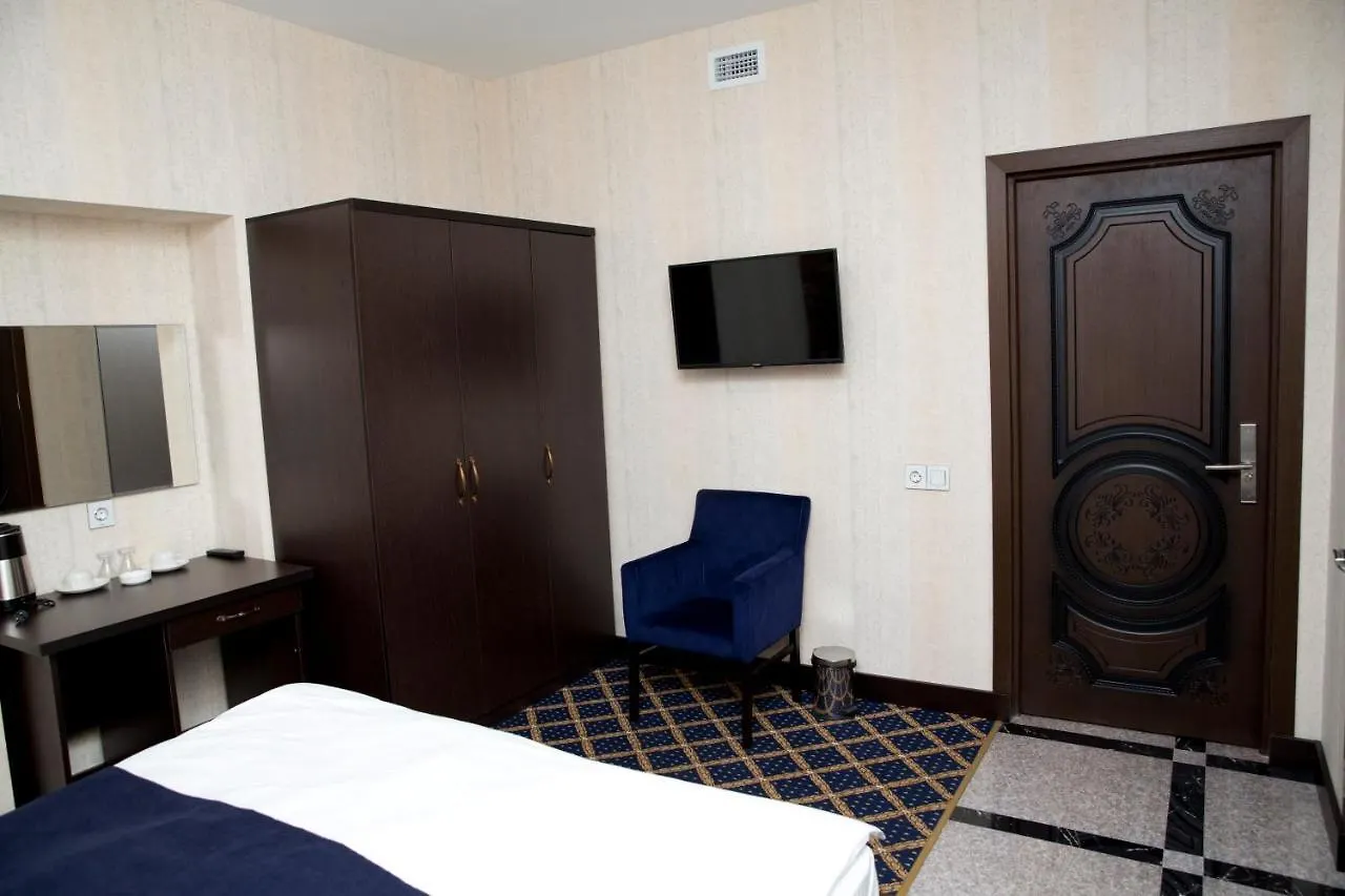 Kristal Inn Hotel Baku 2*,  Azerbaijan