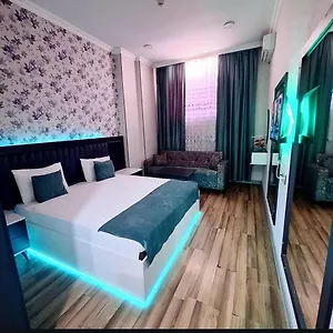 Hotel Nord West, Bakoe
